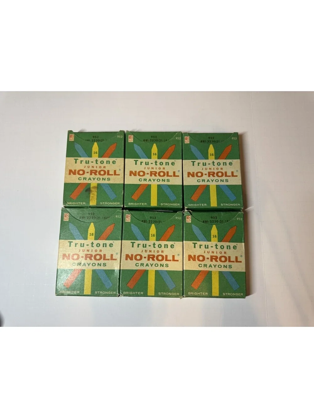 6 Box Milton Bradley TruTone No Roll 16 Crayons 952 Vintage